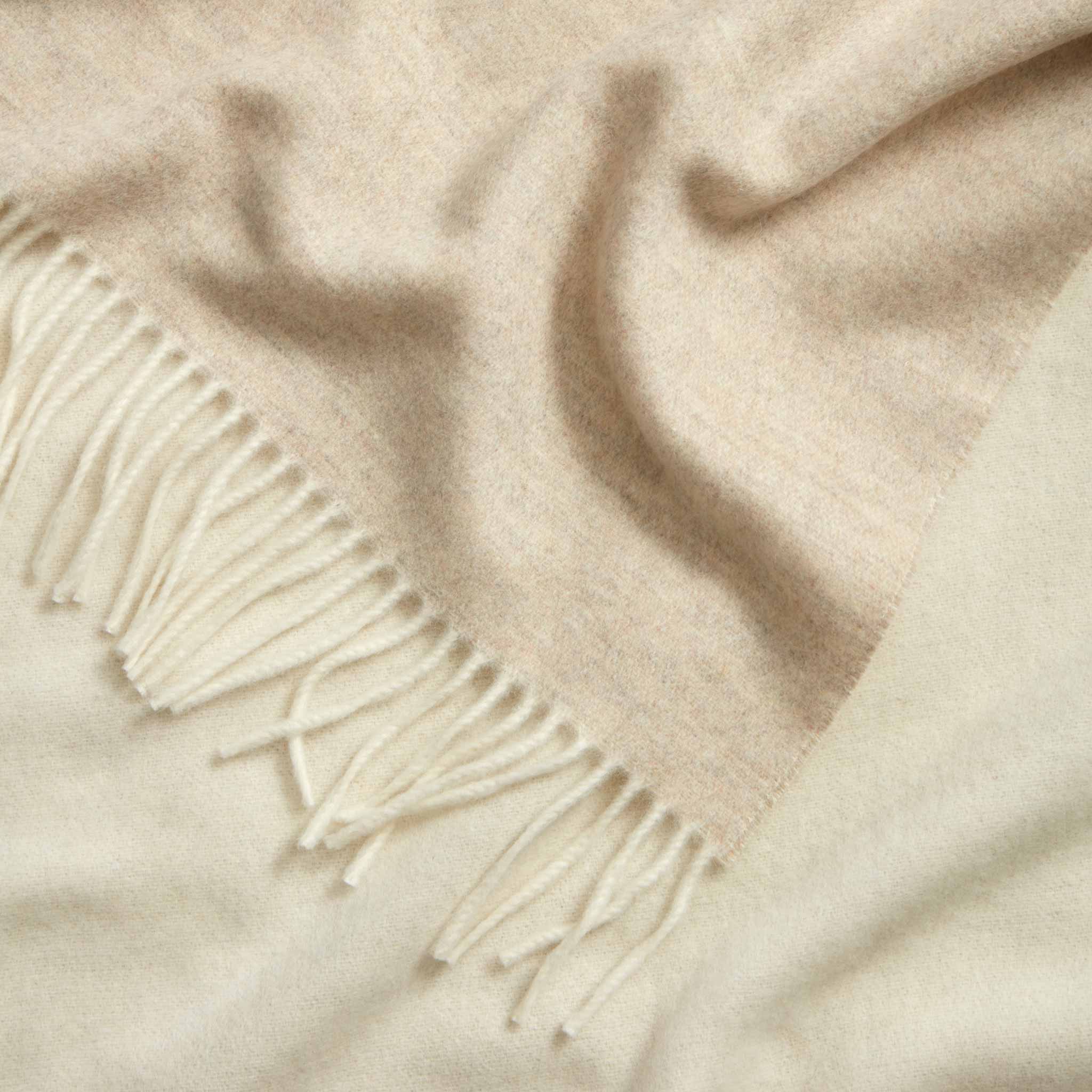 Two-Toned Lambswool Throw Blanket - Image 3