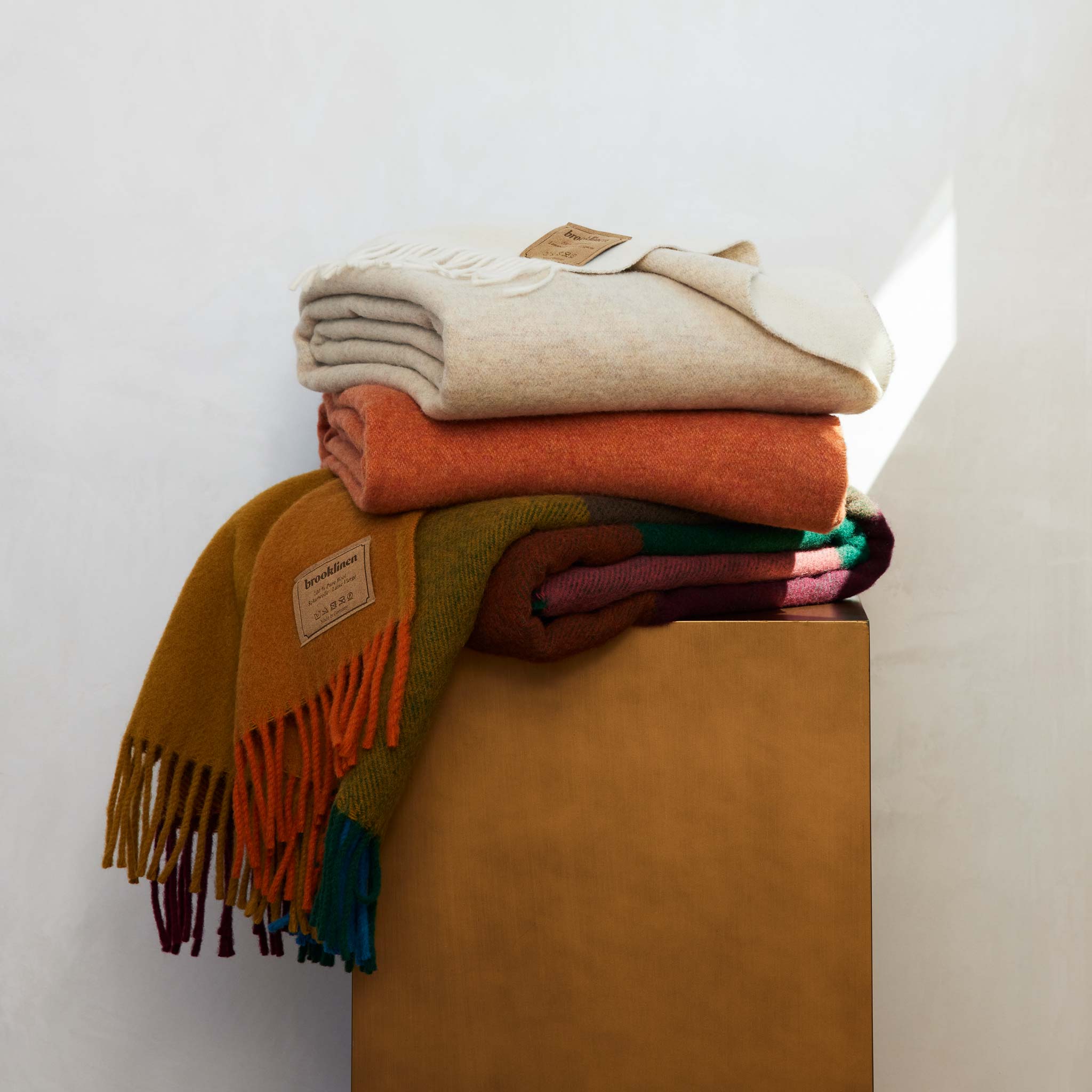 Two-Toned Lambswool Throw Blanket - Image 11