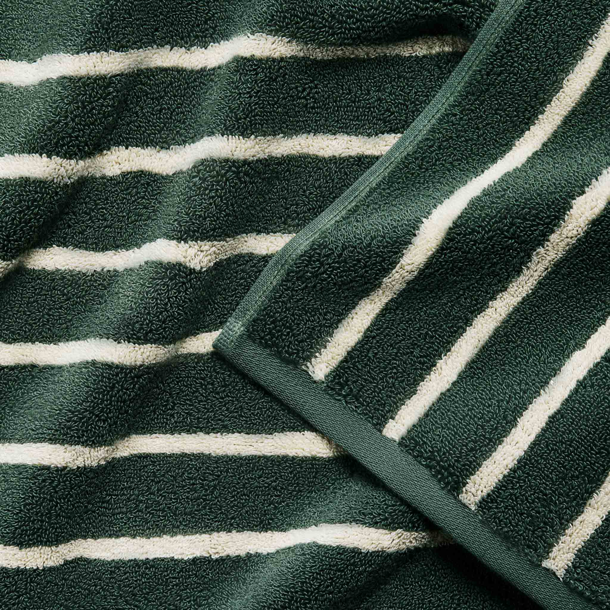 Super-Plush Towel and Robe Bundle - Image 6