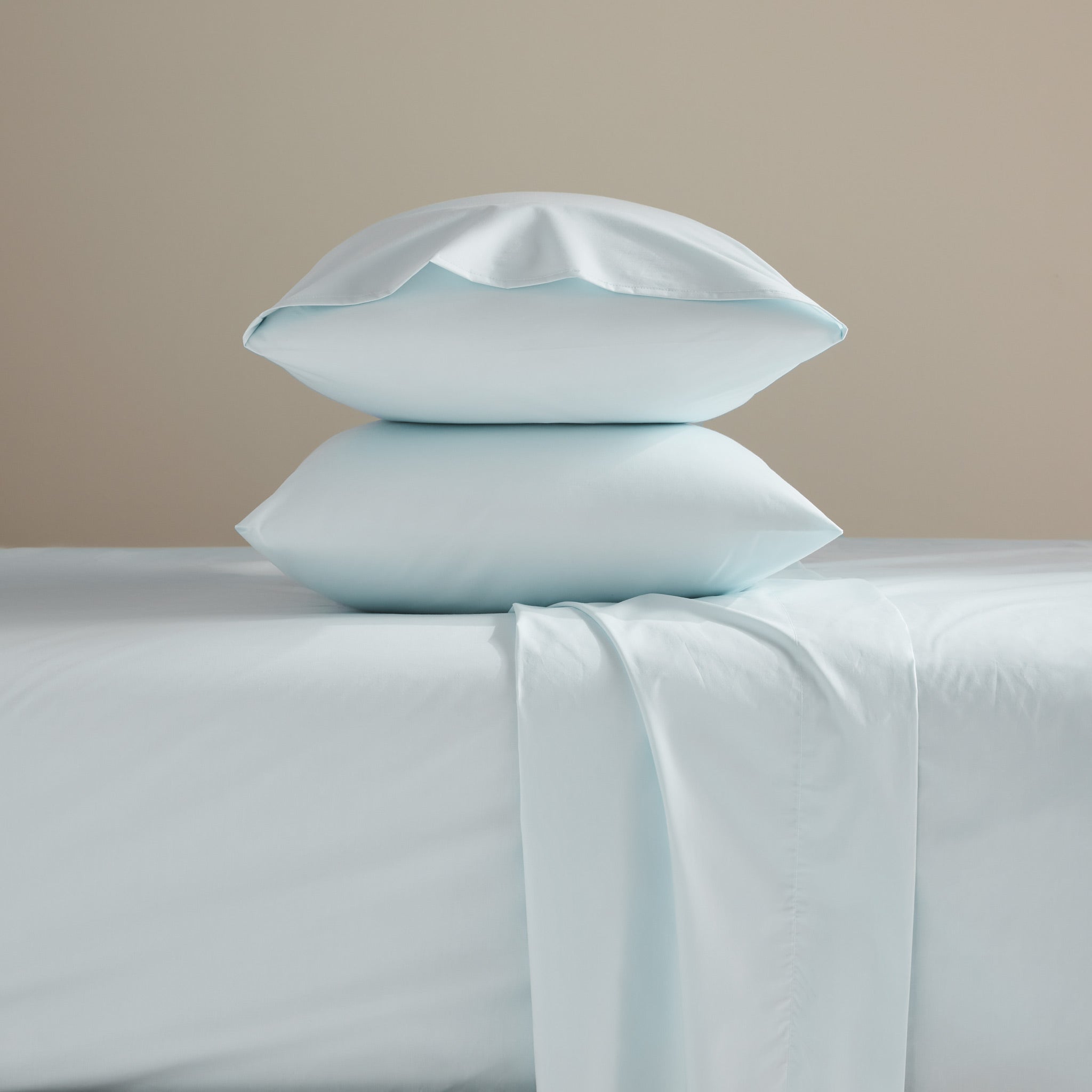Classic Percale Bedding Move-In Bundle - Image 23