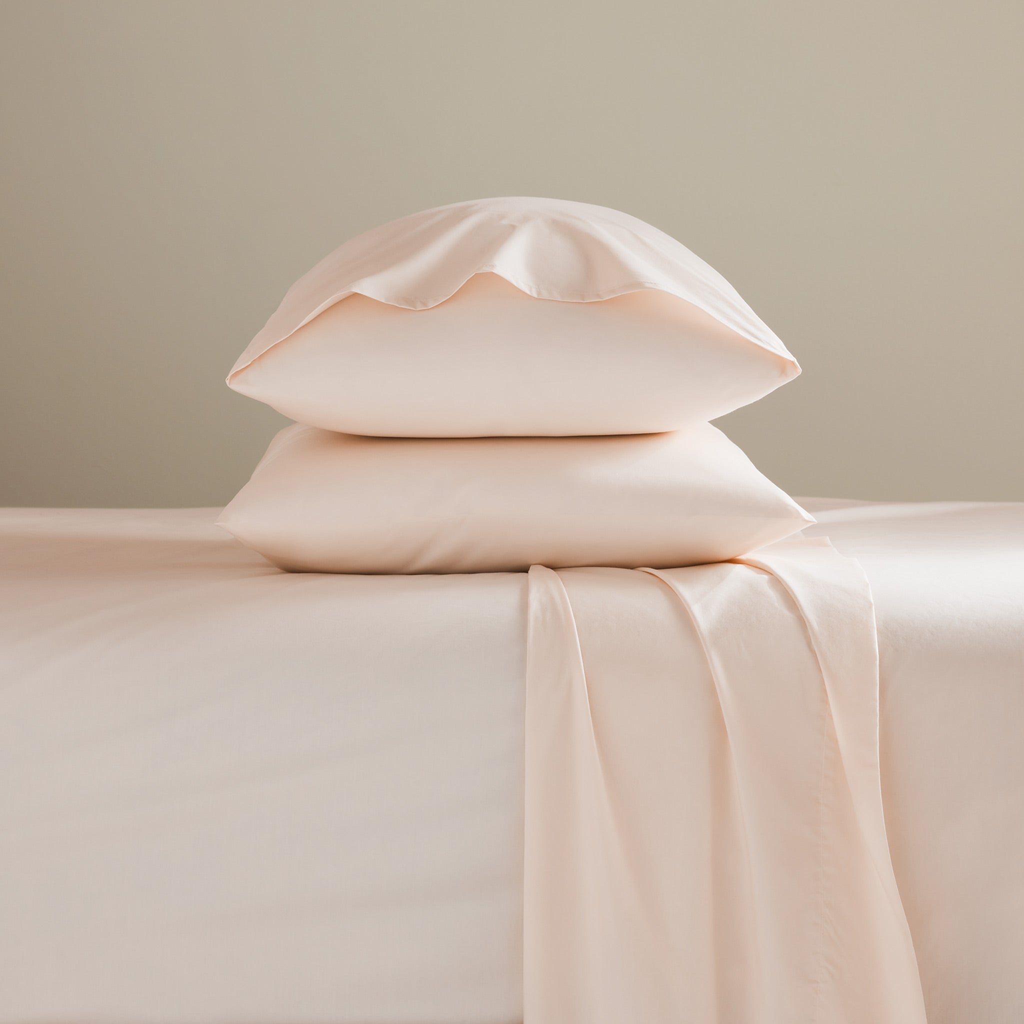 Classic Percale Bedding Move-In Bundle - Image 27