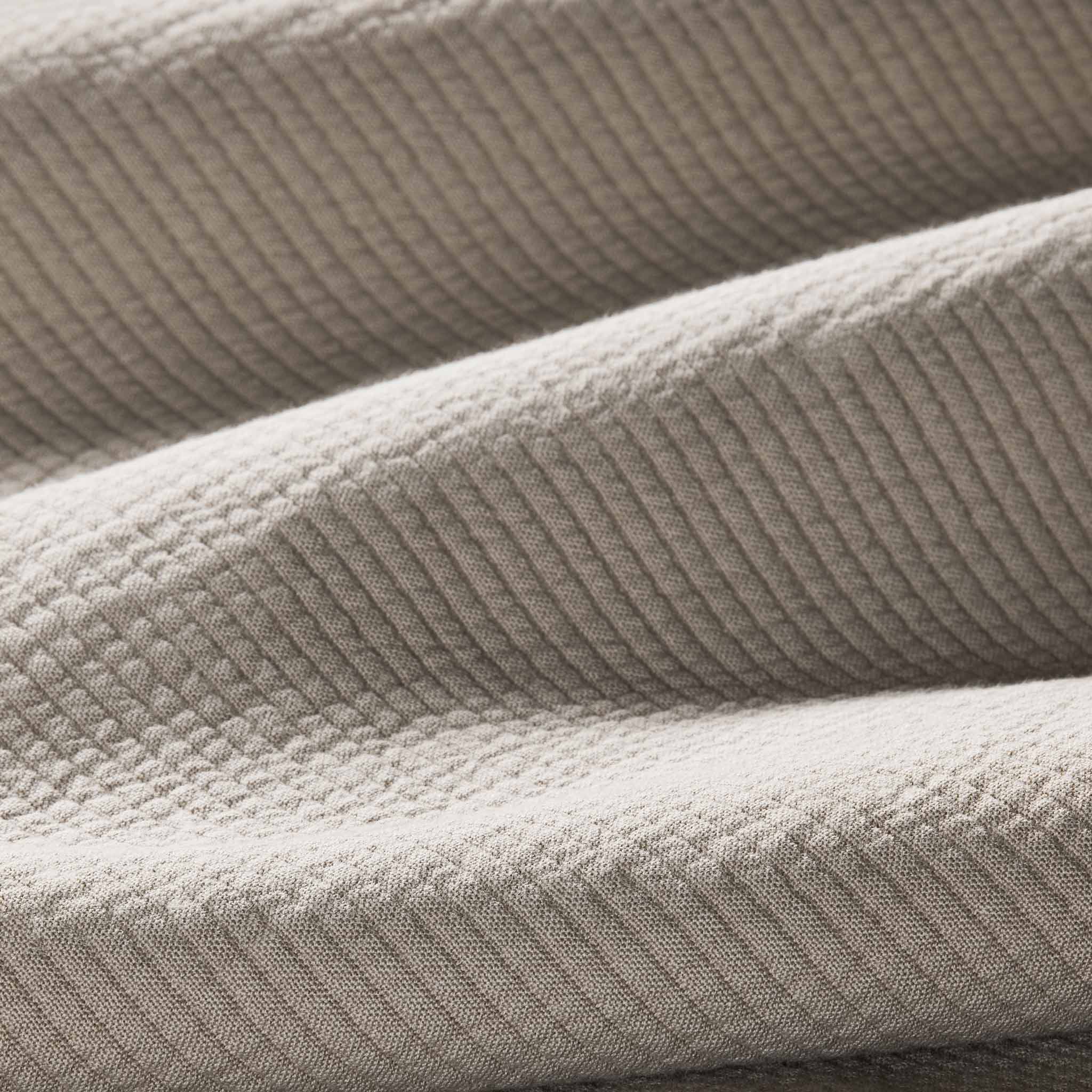 Ribbed Matelasse Quilt Set - Image 7