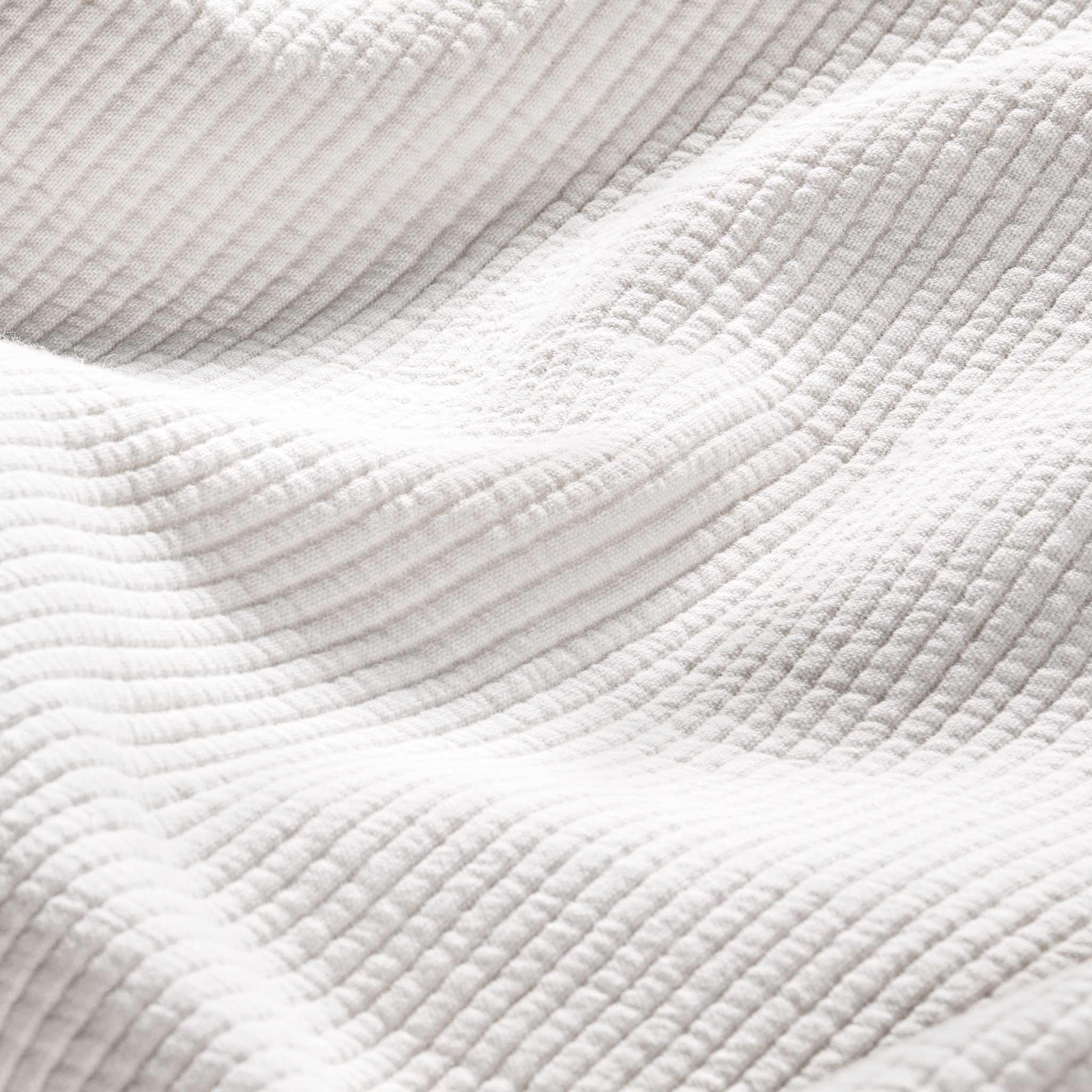 Ribbed Matelasse Quilt - Image 10