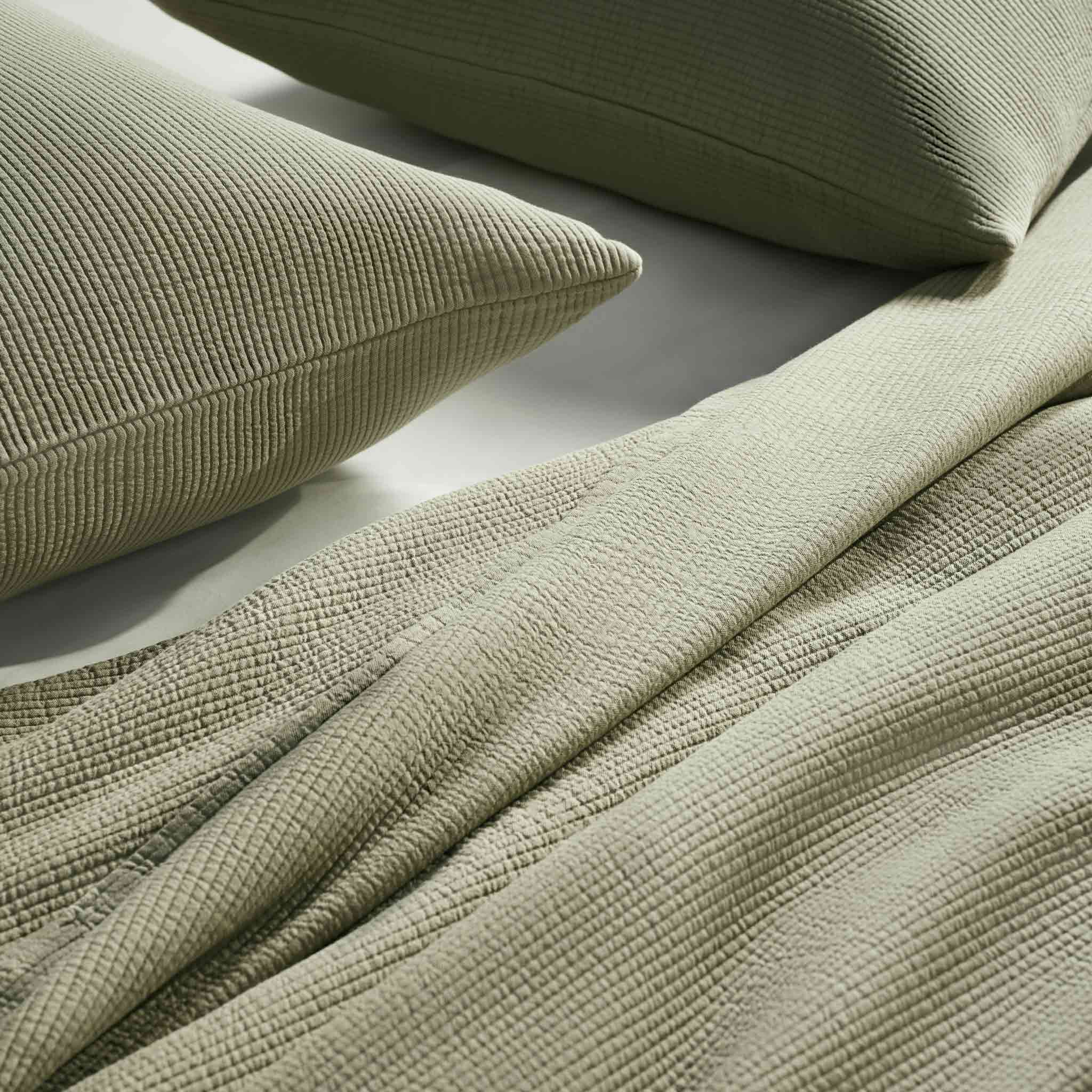 Ribbed Matelasse Sham Set - Image 20