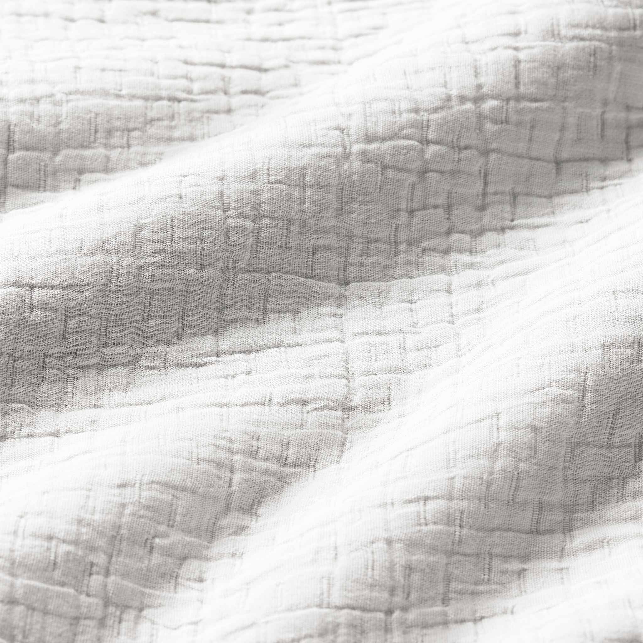Breezeweave Crinkle Cotton Bed Blanket - Image 3