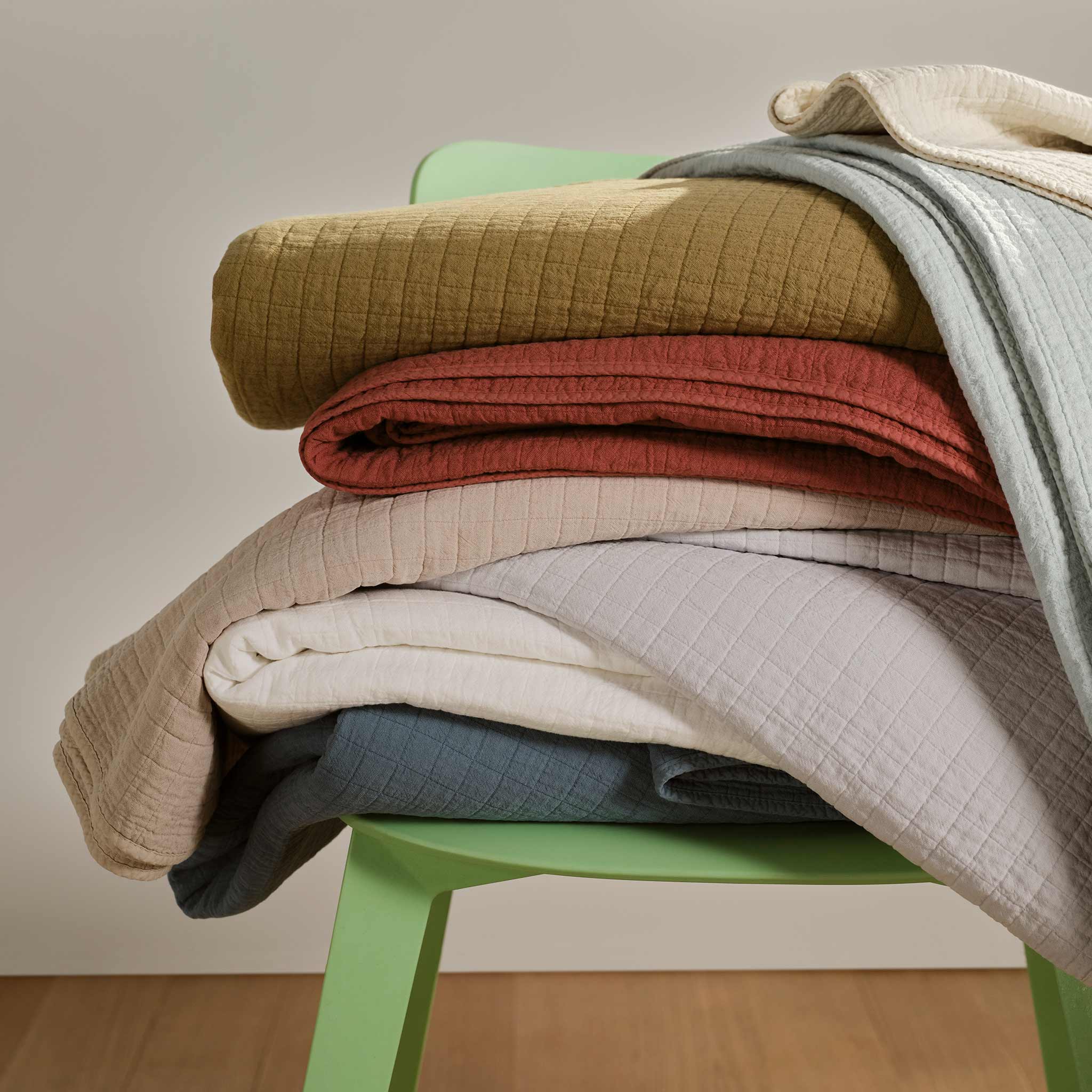 Weekend Wash Bed Blanket - Image 25