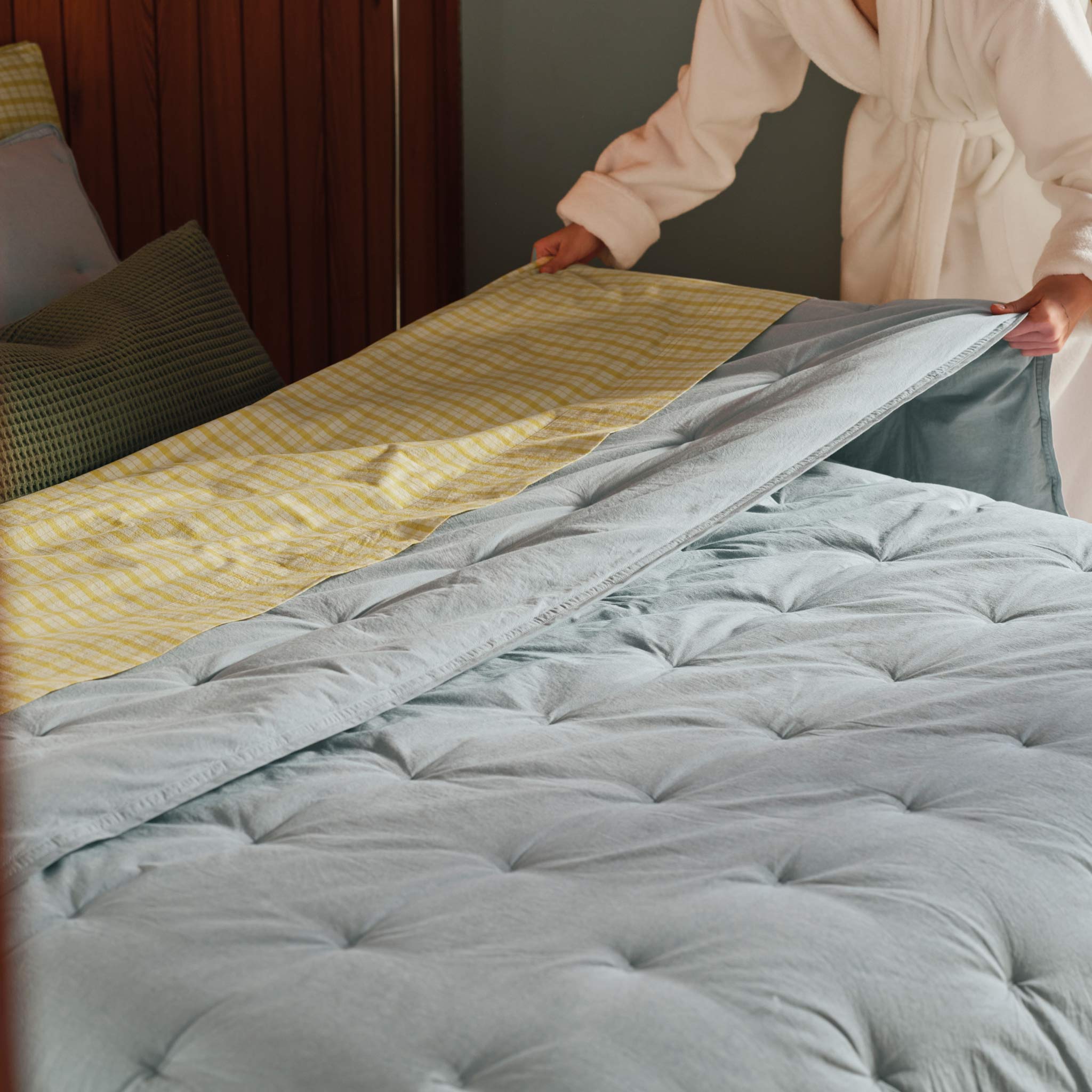 Washed Classic Percale Comforter - Image 15