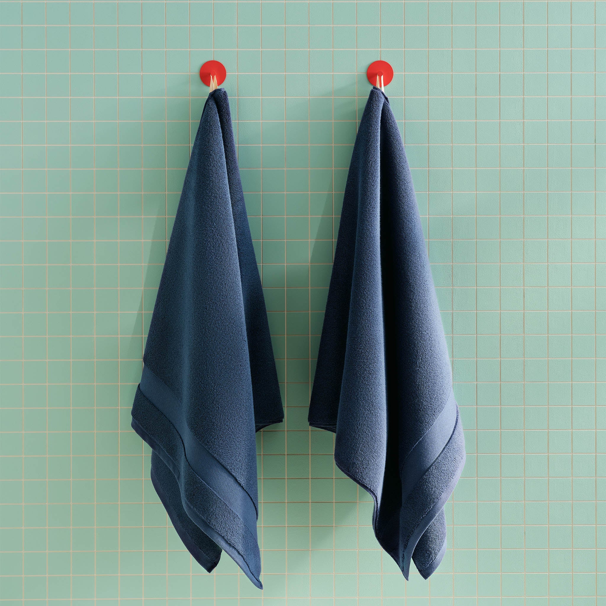 Super-Plush Towel and Robe Bundle - Image 11